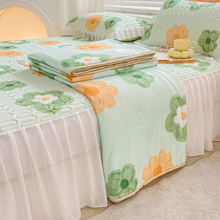 91家纺网 家纺一手货源 找家纺 慕澄2023新款小版床裙款雪纺乳胶凉席夏被四件套 幻想曲