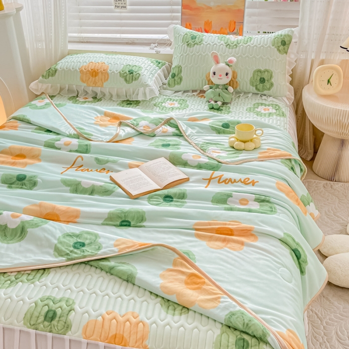 91家纺网 家纺一手货源 找家纺 慕澄2023新款小版床裙款雪纺乳胶凉席夏被四件套 幻想曲