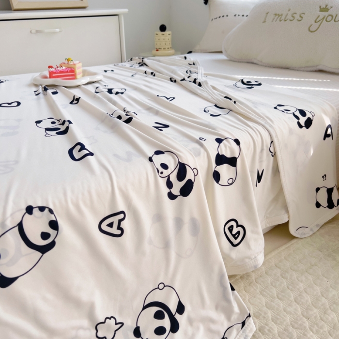 91家纺网 家纺一手货源 找家纺 潮邦2025新款A类多功能针织棉童毯 AB熊猫-白