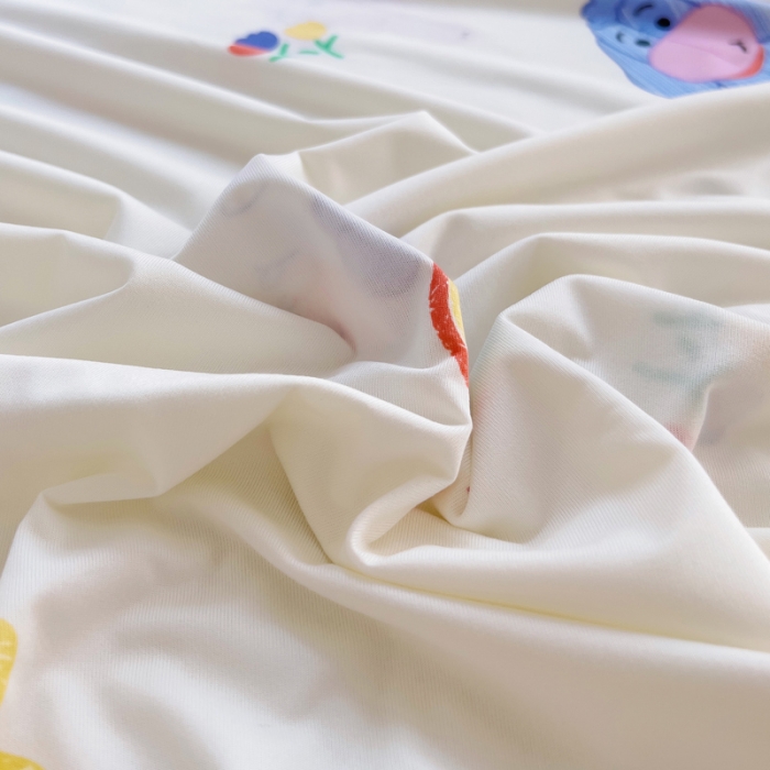 91家纺网 家纺一手货源 找家纺 潮邦2025新款A类多功能针织棉童毯 维尼小熊