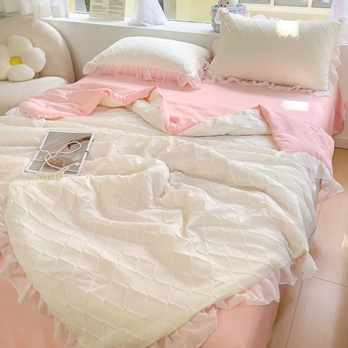 91家纺网 家纺一手货源 找家纺 沐慕 2023新款立体双层纱提花夏被四件套 芝芝白桃