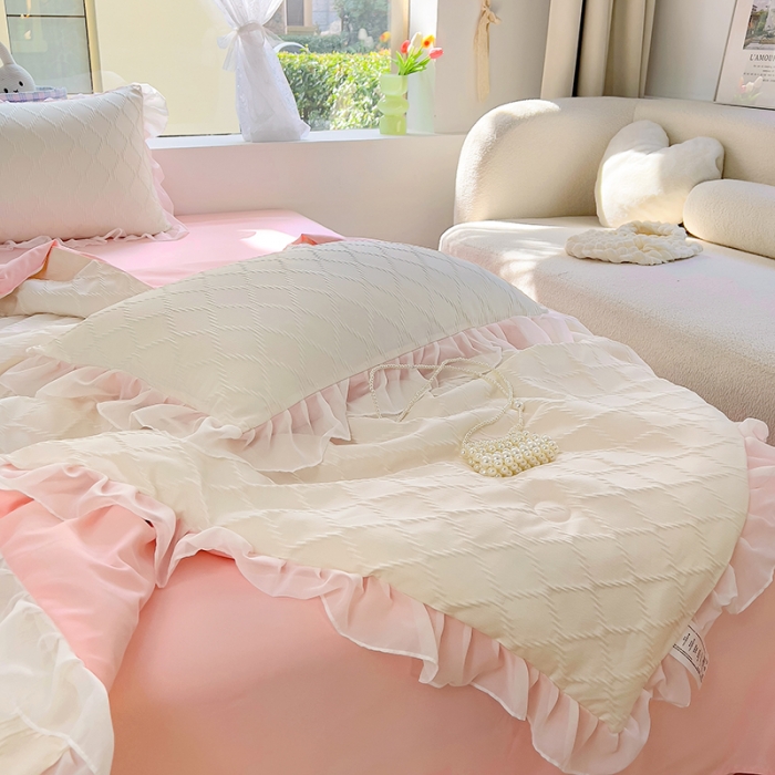 91家纺网 家纺一手货源 找家纺 沐慕 2023新款立体双层纱提花夏被四件套 芝芝白桃