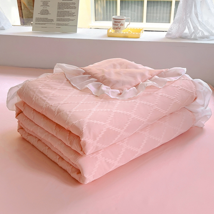 91家纺网 家纺一手货源 找家纺 沐慕 2023新款立体双层纱提花夏被四件套 芝芝莓莓