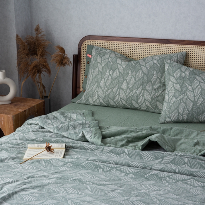 91家纺网 家纺一手货源 找家纺 安莱生活 2023双层纱复古大提花系列落叶缤纷夏被及夏被四件套 落叶缤纷绿