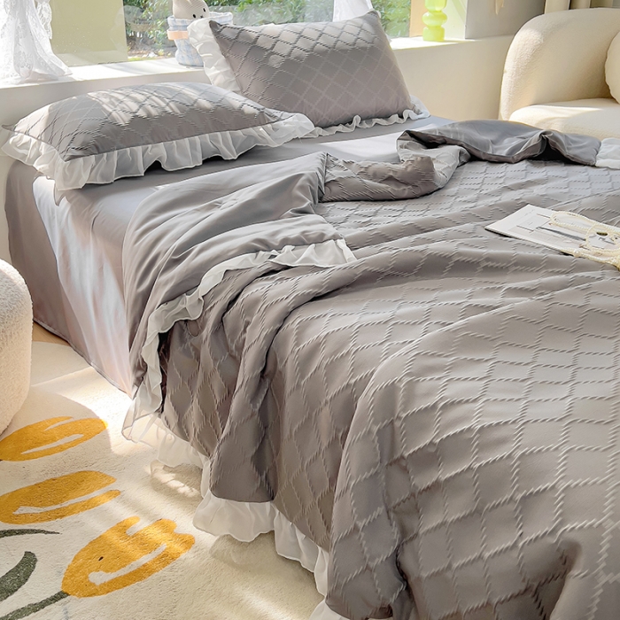 91家纺网 家纺一手货源 找家纺 沐慕 2023新款立体双层纱提花夏被四件套 芝芝乌龙