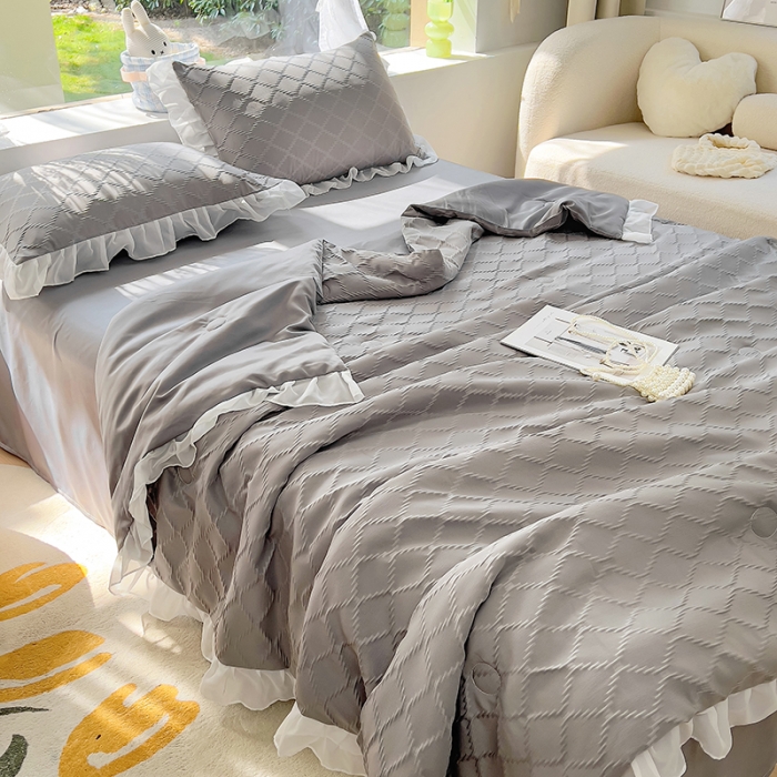 91家纺网 家纺一手货源 找家纺 沐慕 2023新款立体双层纱提花夏被四件套 芝芝乌龙