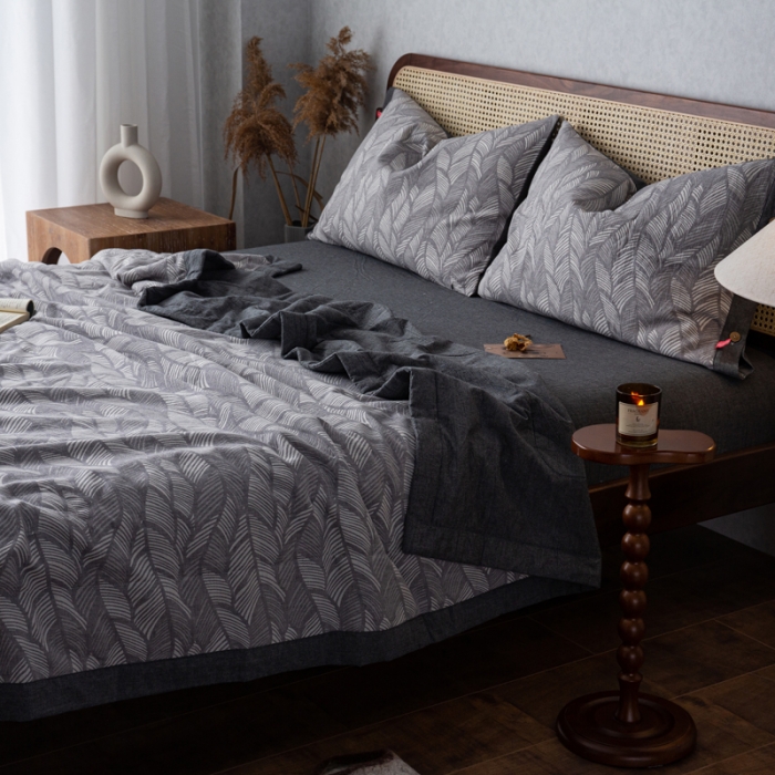 91家纺网 家纺一手货源 找家纺 （总）安莱生活 2023双层纱复古大提花系列落叶缤纷夏被及夏被四件套