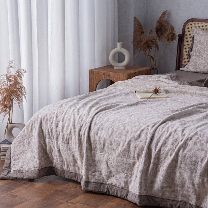 91家纺网 家纺一手货源 找家纺 （总）安莱生活 2023双层纱复古大提花系列栀子花夏被及夏被四件套