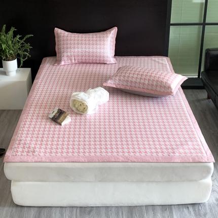 91家纺网 家纺一手货源 找家纺 沐慕 2023新款提花冰丝席 千鸟格-粉