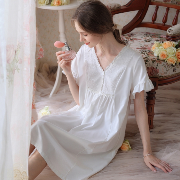 91家纺网 家纺一手货源 找家纺 洛兰沙 2023新款390小V短袖