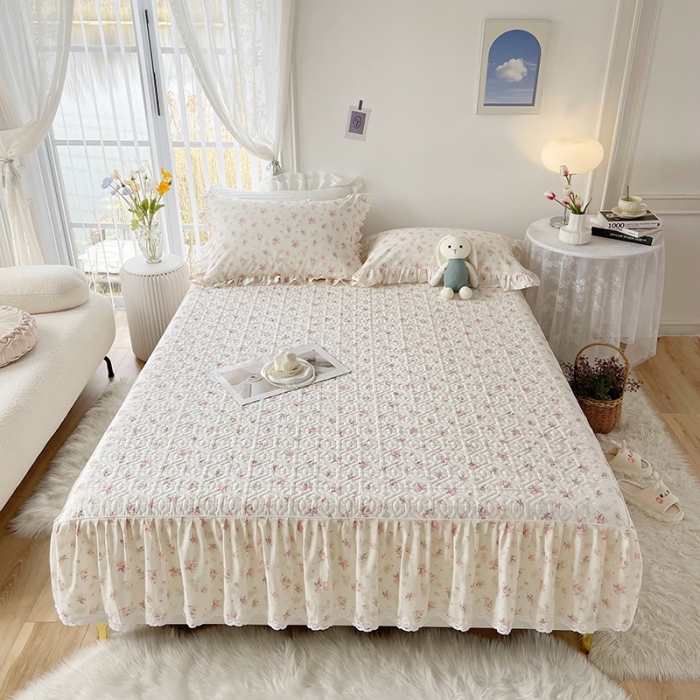 91家纺网 家纺一手货源 找家纺 忘忧草  2023新款13372全棉夹棉床笠式床裙纯棉 屋顶花园