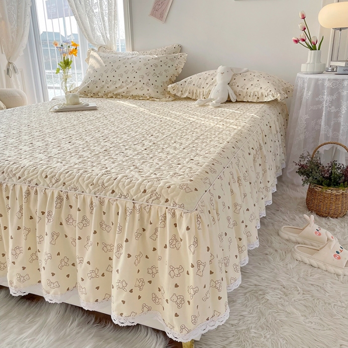 91家纺网 家纺一手货源 找家纺 忘忧草  2023新款13372全棉夹棉床笠式床裙纯棉 贝贝熊