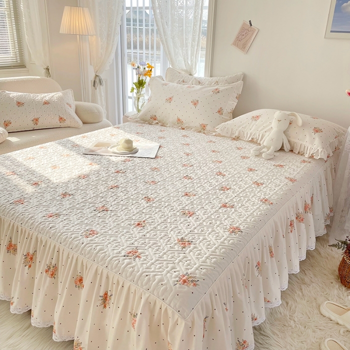 91家纺网 家纺一手货源 找家纺 忘忧草  2023新款13372全棉夹棉床笠式床裙纯棉 花簇-米