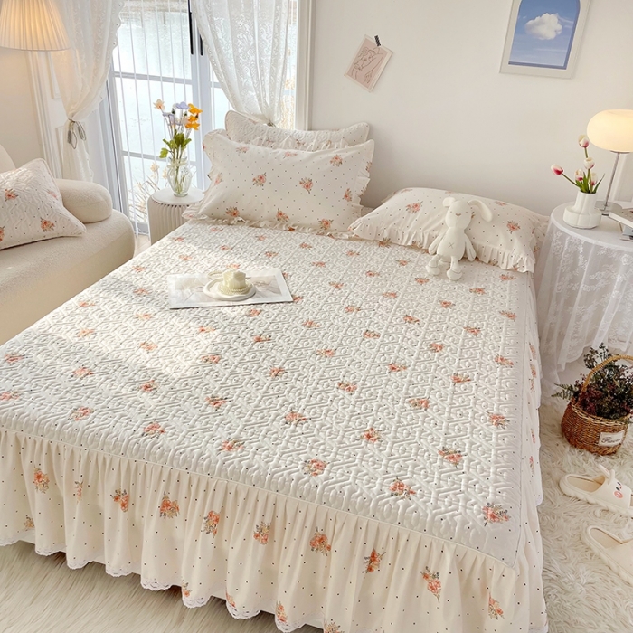 91家纺网 家纺一手货源 找家纺 忘忧草  2023新款13372全棉夹棉床笠式床裙纯棉 花簇-米