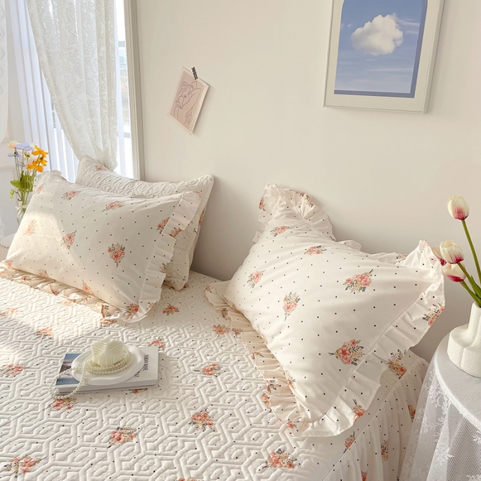 91家纺网 家纺一手货源 找家纺 忘忧草  2023新款13372全棉夹棉床笠式床裙纯棉 花簇-米