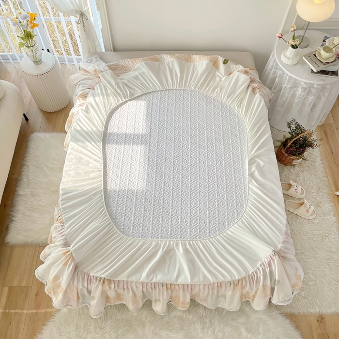 91家纺网 家纺一手货源 找家纺 忘忧草  2023新款13372全棉夹棉床笠式床裙纯棉 秋洛