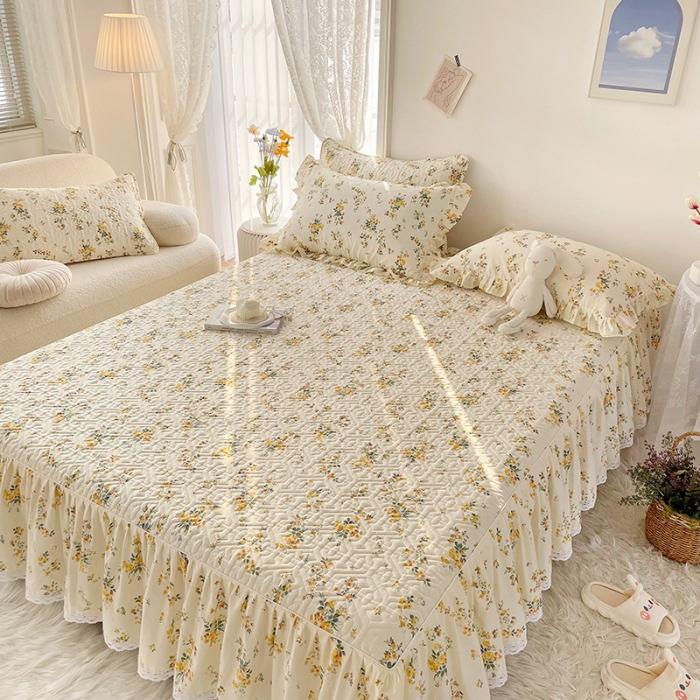 91家纺网 家纺一手货源 找家纺 忘忧草  2023新款13372全棉夹棉床笠式床裙纯棉 温迪