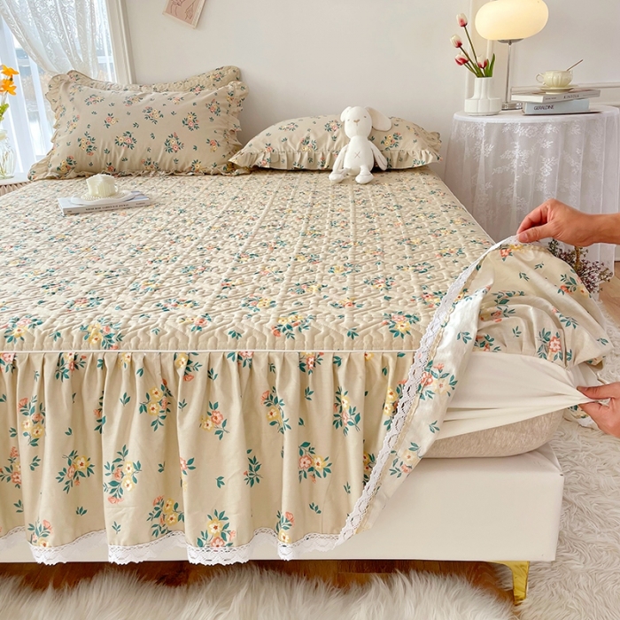 91家纺网 家纺一手货源 找家纺 忘忧草  2023新款13372全棉夹棉床笠式床裙纯棉 夏遇-棕