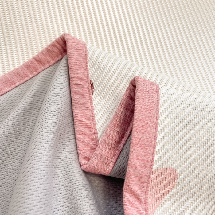 91家纺网 家纺一手货源 找家纺 懒猫 2024新款600D冰藤床笠款凉席 粉红爱心-床笠款