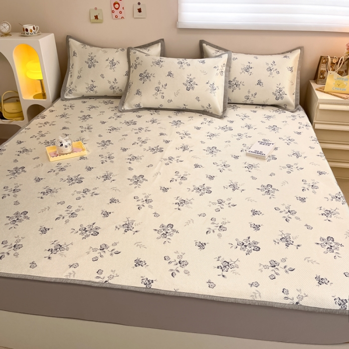 91家纺网 家纺一手货源 找家纺 懒猫 2024新款600D冰藤床笠款凉席 时光清浅-床笠款