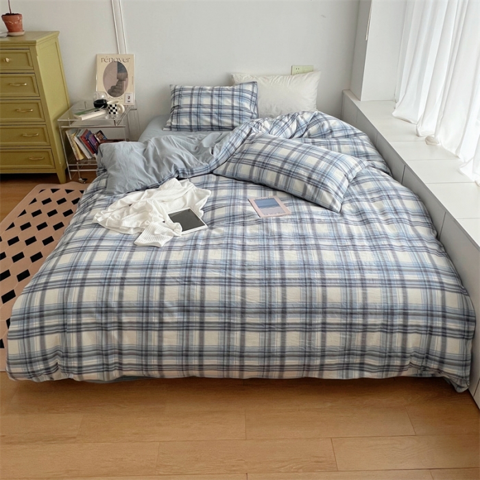 91家纺网 家纺一手货源 找家纺 北欧良品 2023新款AB版水洗棉四件套 春彩蓝格+月白蓝