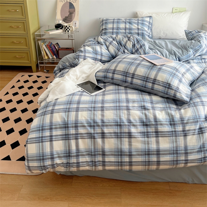 91家纺网 家纺一手货源 找家纺 北欧良品 2023新款AB版水洗棉四件套 春彩蓝格+月白蓝