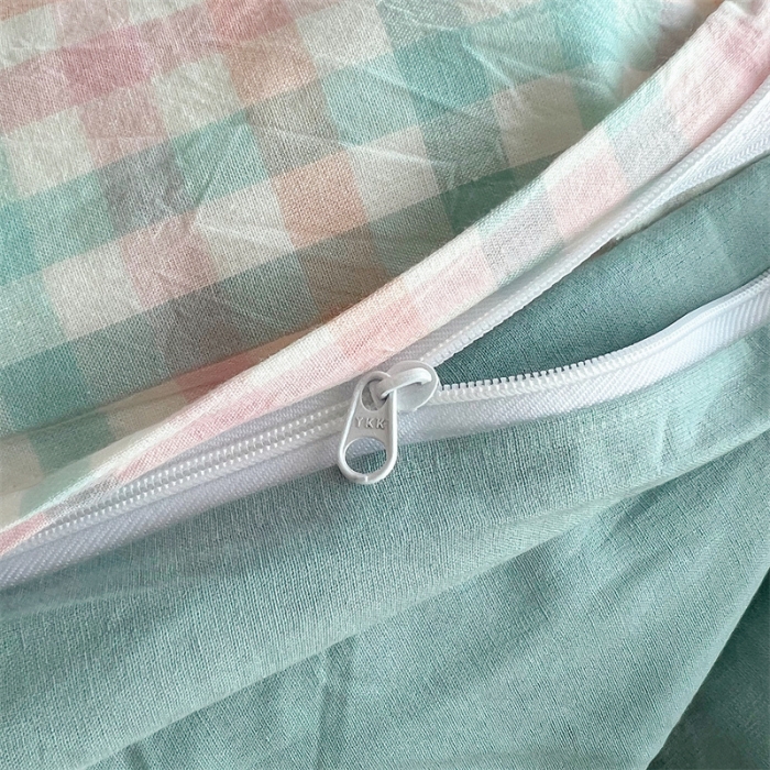 91家纺网 家纺一手货源 找家纺 北欧良品 2023新款AB版水洗棉四件套 冰淇淋格+竹青色