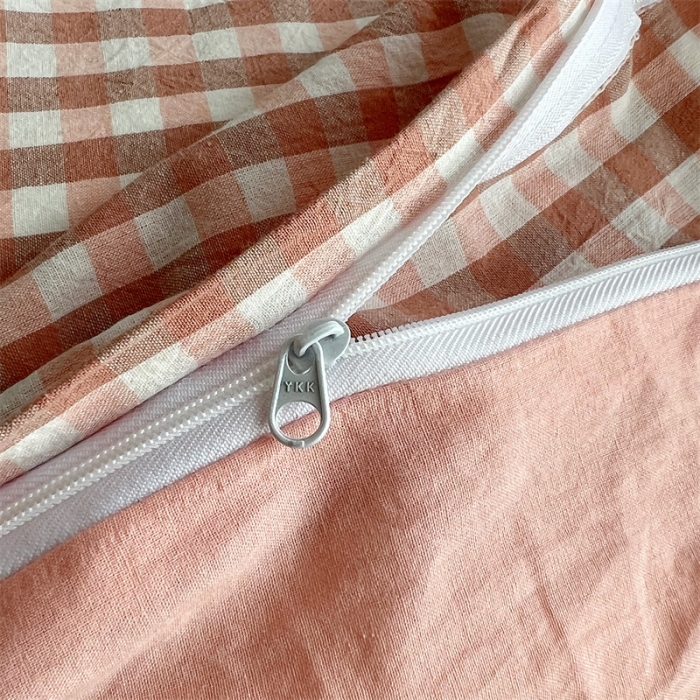 91家纺网 家纺一手货源 找家纺 北欧良品 2023新款AB版水洗棉四件套 粉小格+珊瑚粉