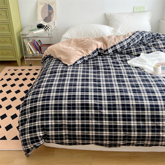 91家纺网 家纺一手货源 找家纺 北欧良品 2023新款AB版水洗棉四件套 黑灰格+米杏色