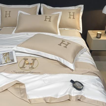 91家纺网 家纺一手货源 找家纺 （总）苹果星 2023新款水洗天丝刺绣夏被