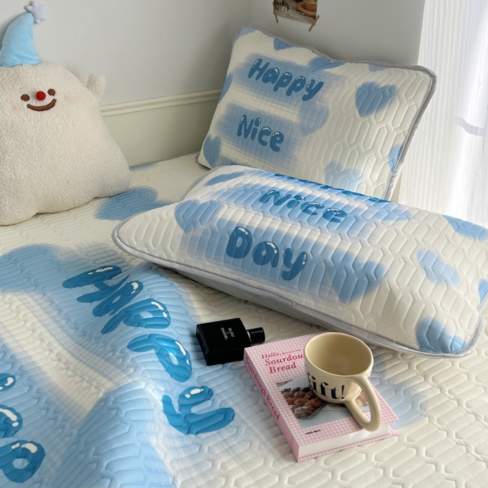 91家纺网 家纺一手货源 找家纺 （总）慕尚  2025新款凉感丝大版乳胶凉席床裙款床席款