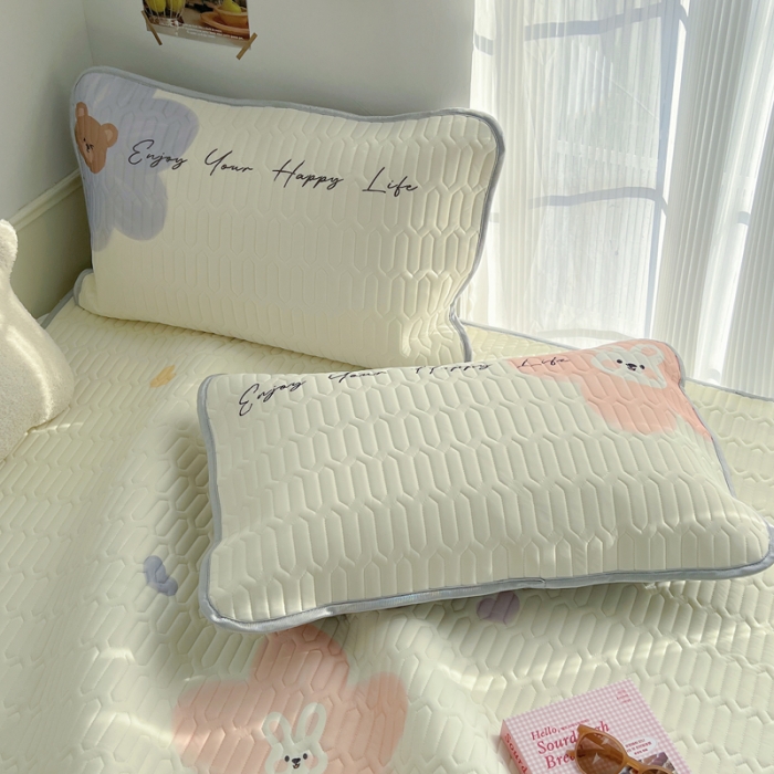 91家纺网 家纺一手货源 找家纺 慕尚  2025新款凉感丝大版乳胶凉席 笨笨熊