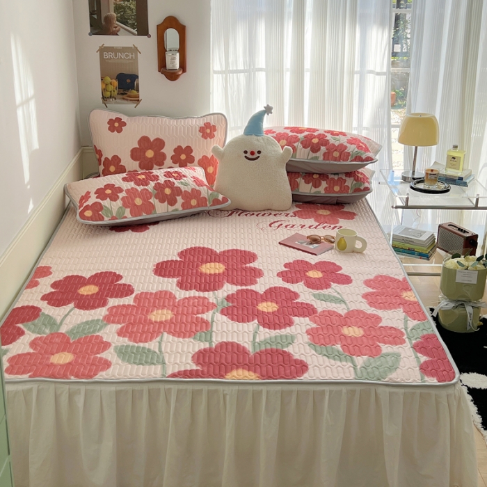 91家纺网 家纺一手货源 找家纺 慕尚  2025新款凉感丝大版乳胶凉席 花样绽放