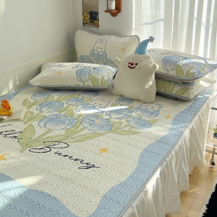 91家纺网 家纺一手货源 找家纺 慕尚  2025新款凉感丝大版乳胶凉席 蓝斯兔