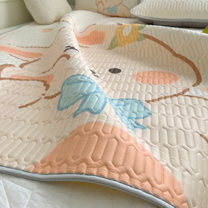 91家纺网 家纺一手货源 找家纺 慕尚  2025新款凉感丝大版乳胶凉席 萌兔