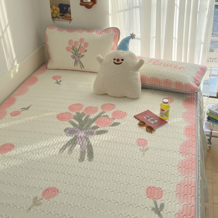 91家纺网 家纺一手货源 找家纺 慕尚  2025新款凉感丝大版乳胶凉席 莫奈