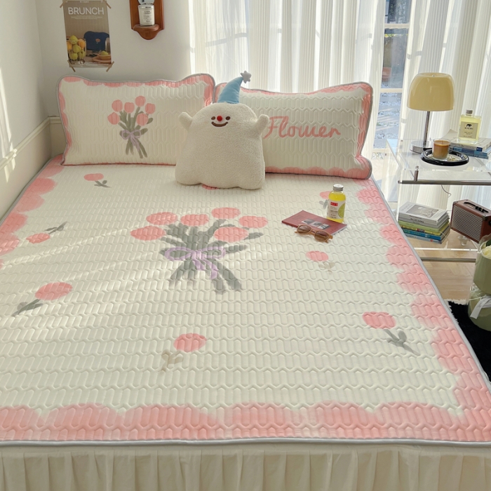 91家纺网 家纺一手货源 找家纺 慕尚  2025新款凉感丝大版乳胶凉席 莫奈