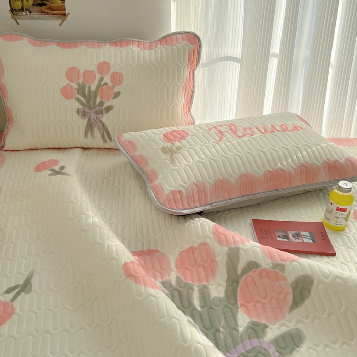 91家纺网 家纺一手货源 找家纺 慕尚  2025新款凉感丝大版乳胶凉席 莫奈