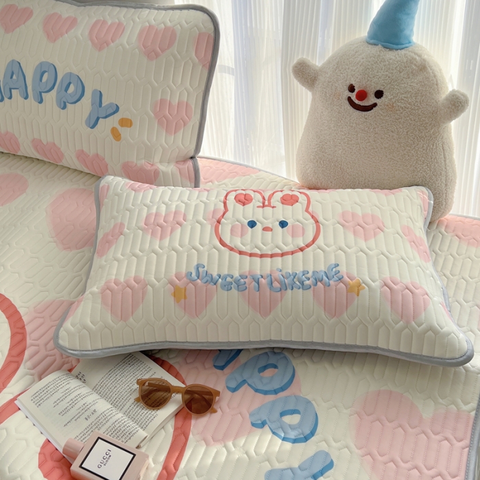 91家纺网 家纺一手货源 找家纺 慕尚  2025新款凉感丝大版乳胶凉席 甜美兔兔