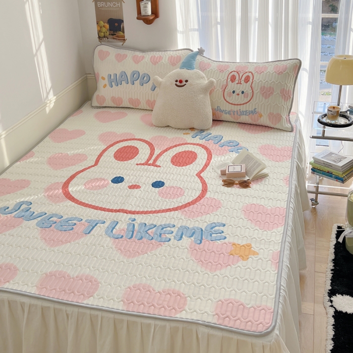 91家纺网 家纺一手货源 找家纺 慕尚  2025新款凉感丝大版乳胶凉席 甜美兔兔