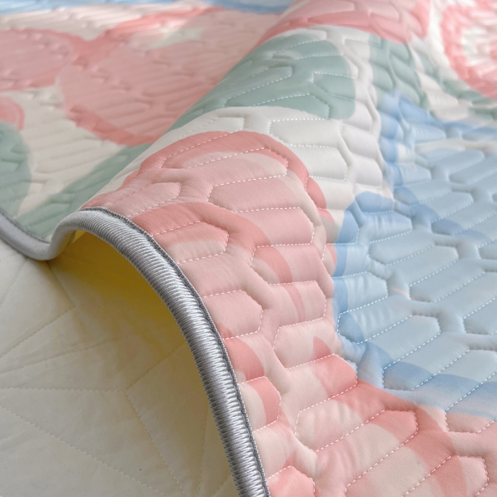 91家纺网 家纺一手货源 找家纺 慕尚  2025新款凉感丝大版乳胶凉席 夏日花语