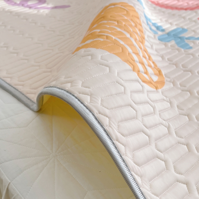 91家纺网 家纺一手货源 找家纺 慕尚  2025新款凉感丝大版乳胶凉席 仙本娜