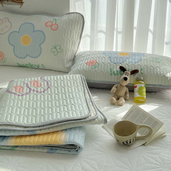 91家纺网 家纺一手货源 找家纺 慕尚  2025新款凉感丝大版乳胶凉席 幸运心