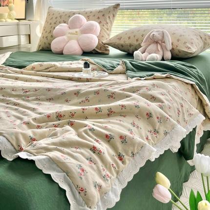 91家纺网 家纺一手货源 找家纺 （总）塔塔 2025新款法式田园全棉针织棉花边印花夏被