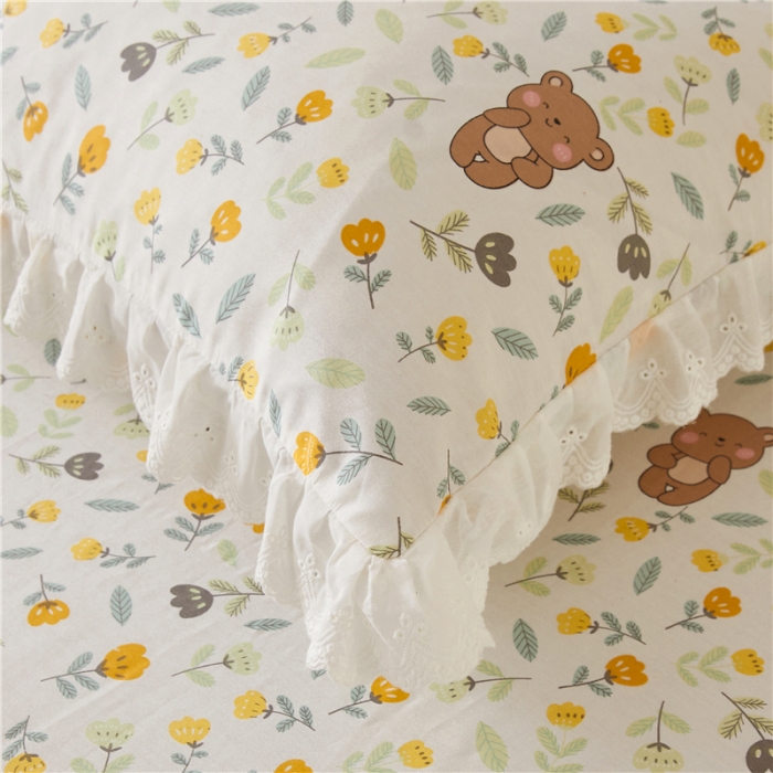 91家纺网 家纺一手货源 找家纺 十个点2024新款初遇系列 全棉床裙小清新四件套 朵朵熊