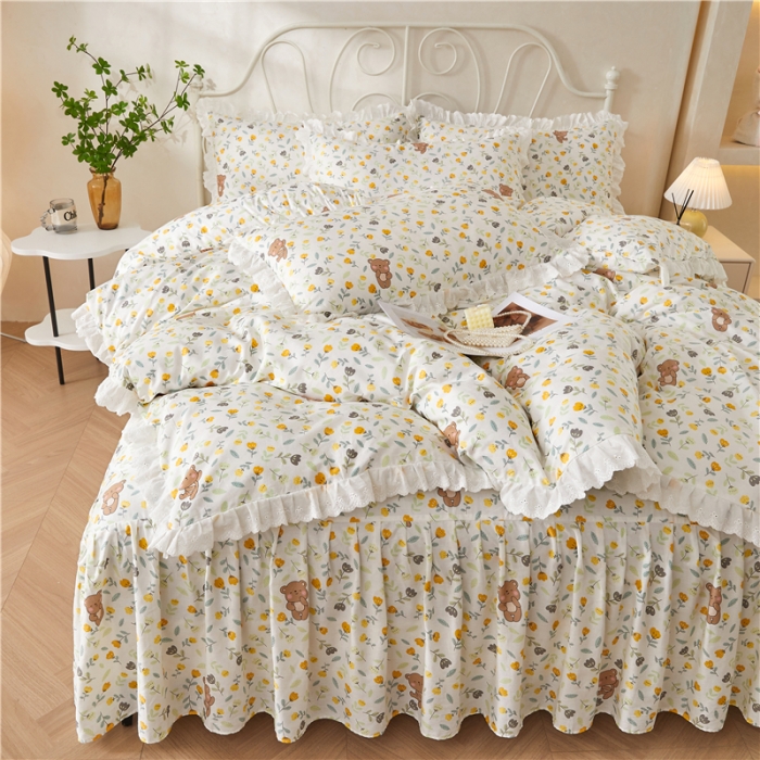 91家纺网 家纺一手货源 找家纺 十个点2024新款初遇系列 全棉床裙小清新四件套 朵朵熊