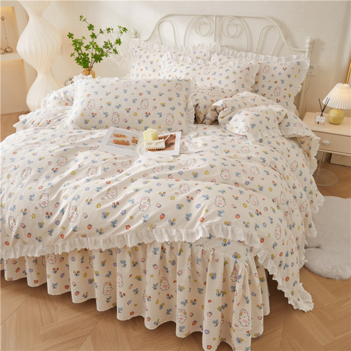 91家纺网 家纺一手货源 找家纺 十个点2024新款初遇系列 全棉床裙小清新四件套 元气兔兔