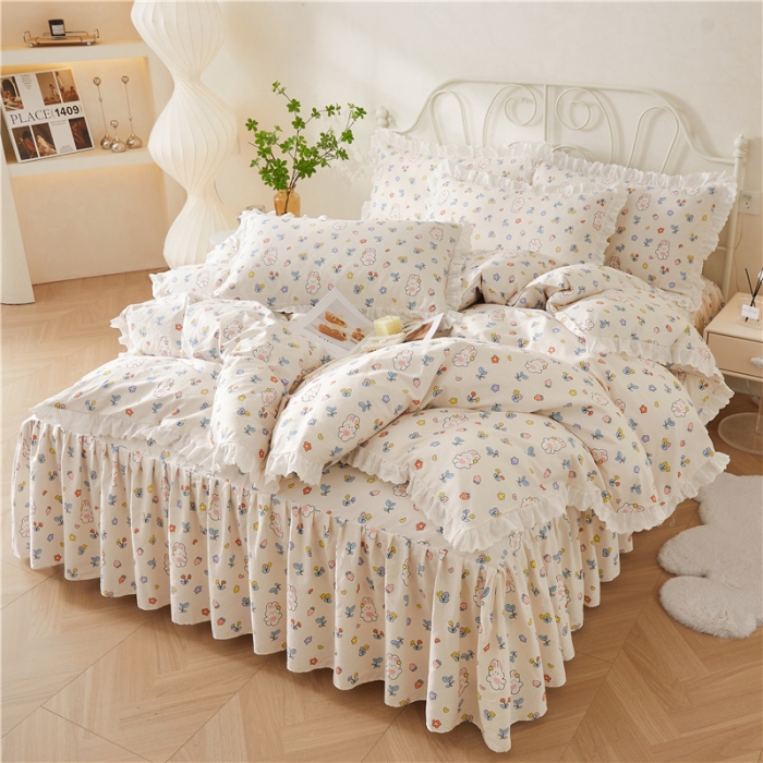 91家纺网 家纺一手货源 找家纺 十个点2024新款初遇系列 全棉床裙小清新四件套 元气兔兔