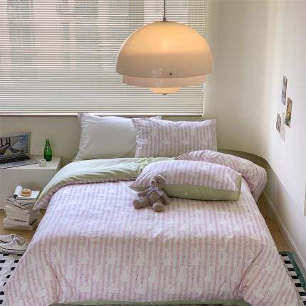 91家纺网 家纺一手货源 找家纺 桃喜2024新款全棉卡通四件套 粉竖条小兔