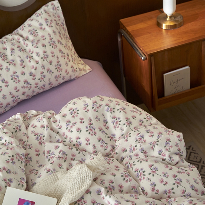 91家纺网 家纺一手货源 找家纺 荣轩家居 2023新款A类全棉双层纱印花四件套莹朵